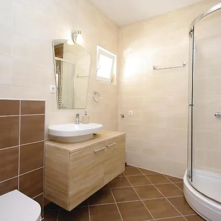 Holiday Home Cista Velika With Outdoor Swimming Pool 311 Ferienhaus Velika Čista